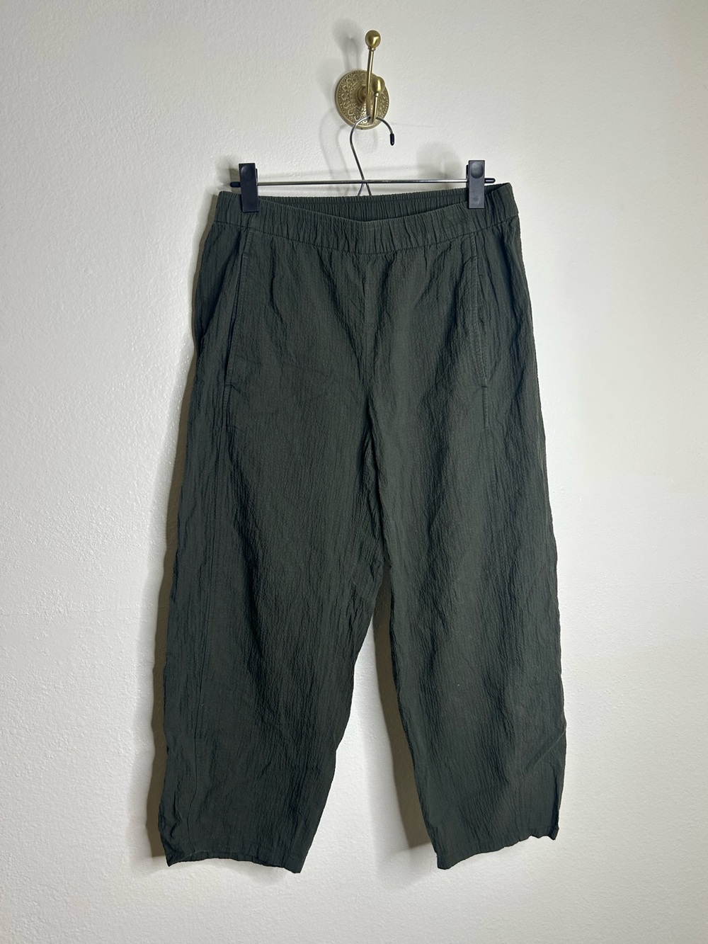 Eileen Fisher Organic Cotton Army Green Ripple Lantern Barrel Style Pant  XS